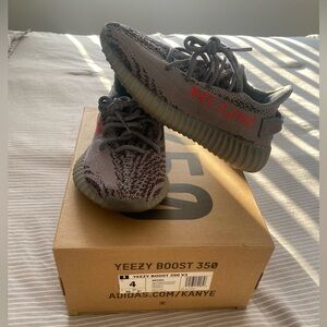 Yeezy Boost 350 V2